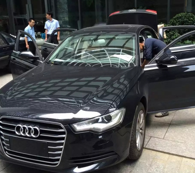 奧迪汽車